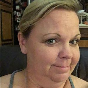 Meet your Posher, Christie